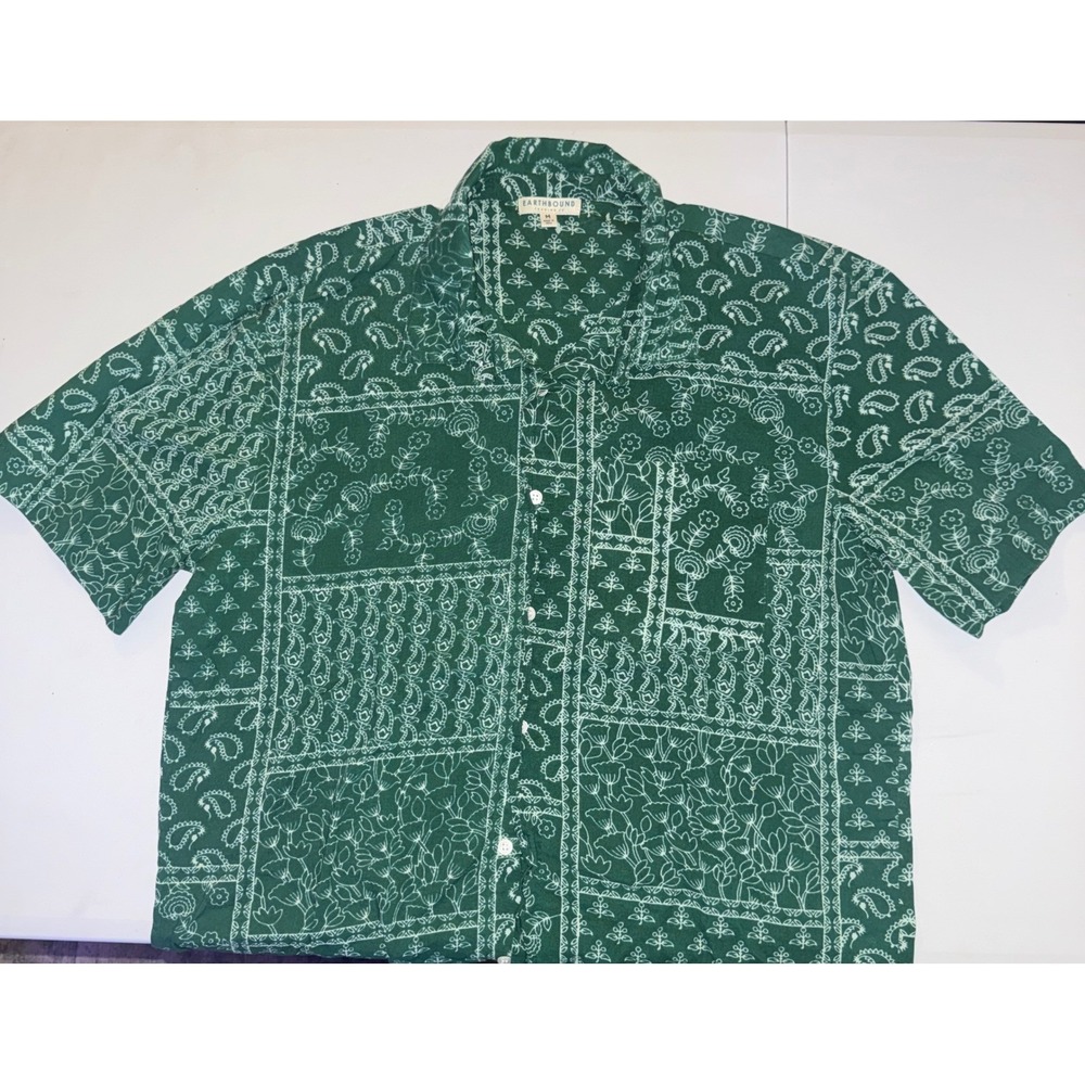 Earthbound Trading Co Button Down Mens Med Green Paisley Floral Patchwork Shirt